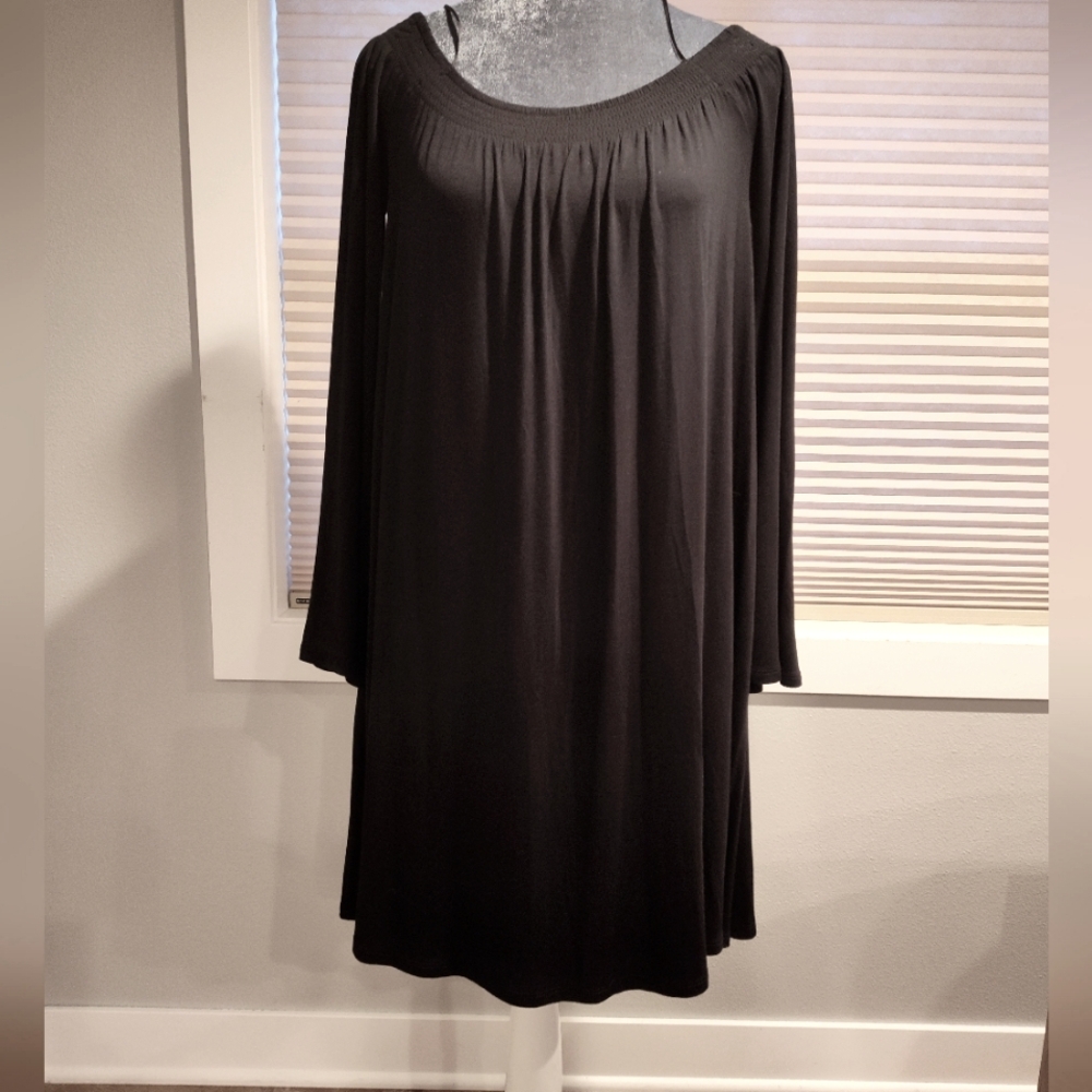 3/$20 ⌚🏷️💰 NWT Mu Mu! Express Sz S Black.